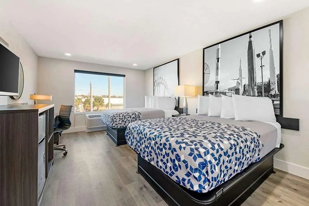 Super 8 By Wyndham Orlando Near Florida Mall Williamsburg