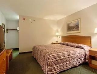 Super 8 By Wyndham Orlando Near Florida Mall Williamsburg United States